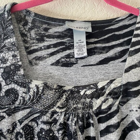 Catherines Top Womens Black & Gray14/16W Artsy Pullover Tunic - Picture 6 of 12